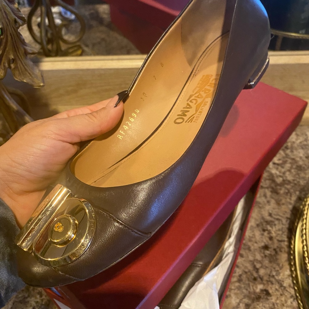 Salvatore ferragamo flats
